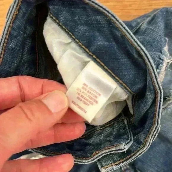 Women’s Shortie Denim Shorts Distressed Size: 11 - Picture 4 of 8